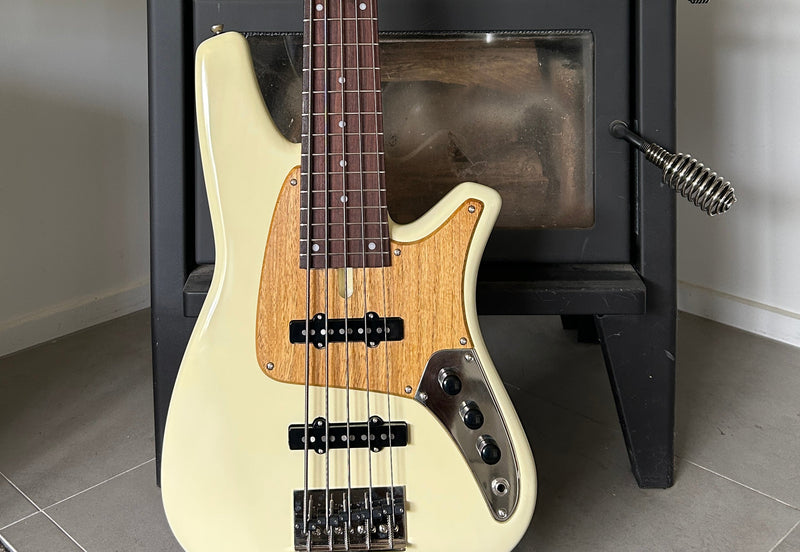 Stapleton ROLLY ™ bass guitar